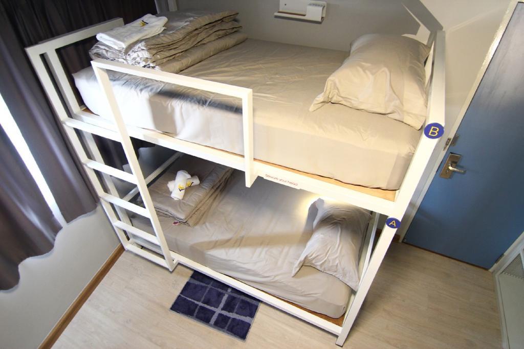 The Moon Hostel Huahin Exterior foto