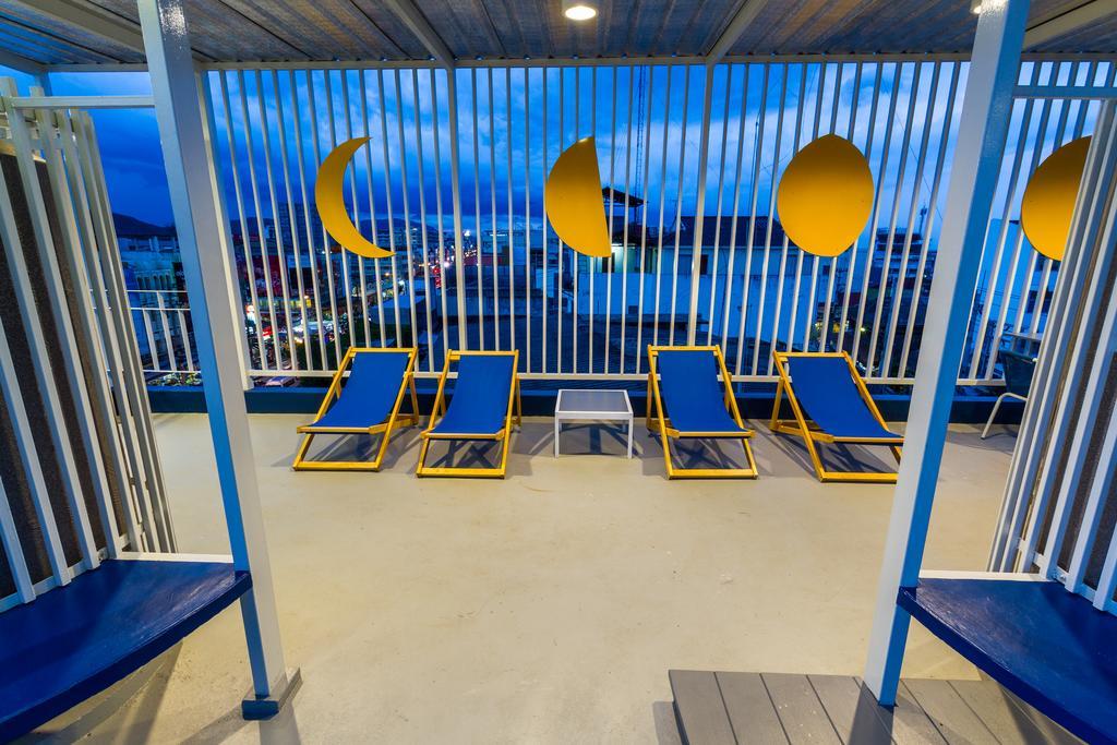 The Moon Hostel Huahin Exterior foto