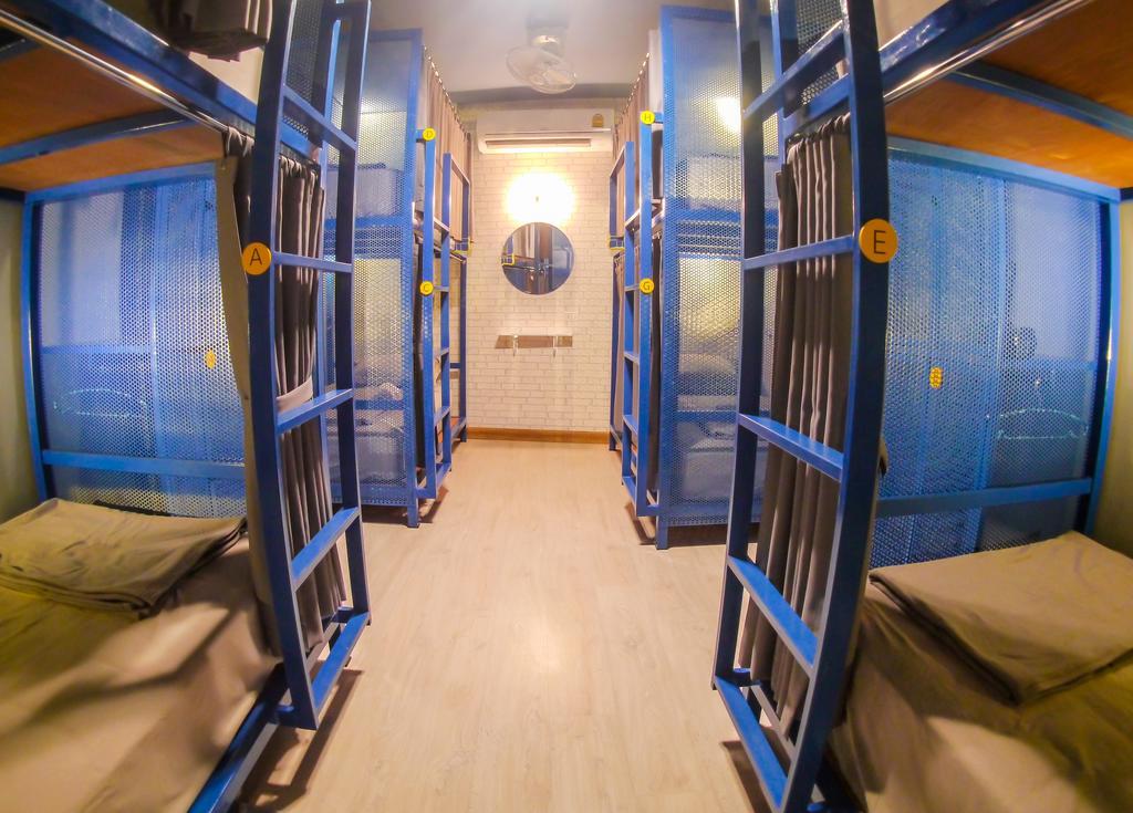 The Moon Hostel Huahin Exterior foto