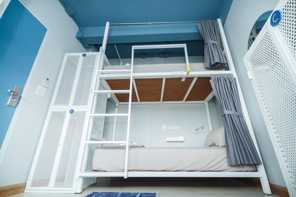 The Moon Hostel Huahin Exterior foto